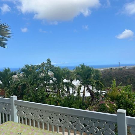 Bed and Breakfast Ravine Bleue Etage Riviere Saint-Louis Экстерьер фото