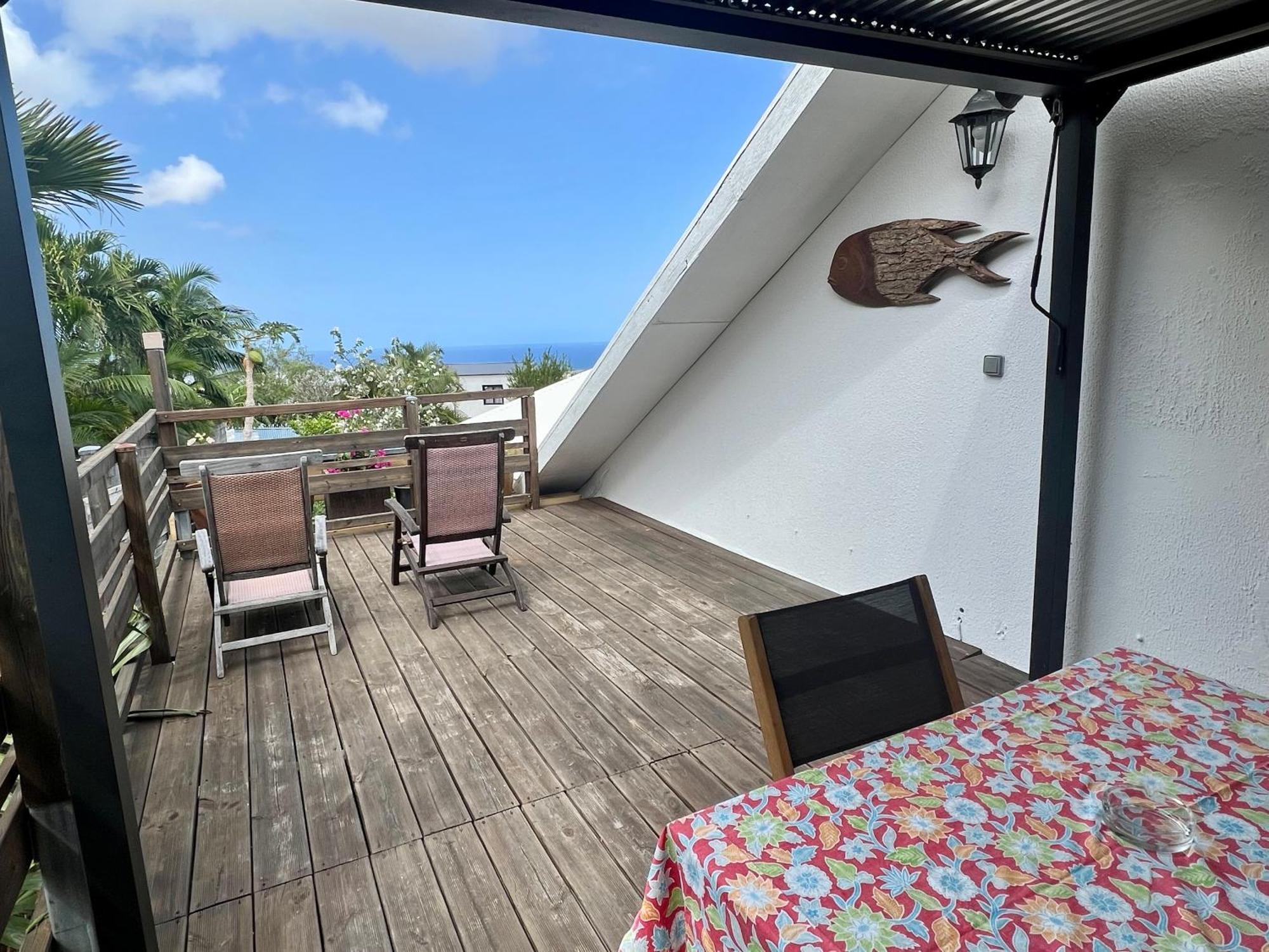 Bed and Breakfast Ravine Bleue Etage Riviere Saint-Louis Экстерьер фото